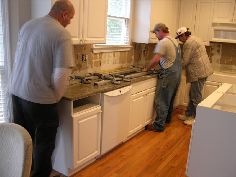 kitchen_install015.jpg