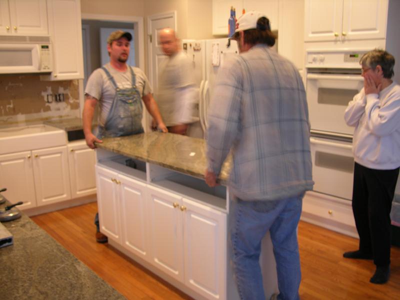kitchen_install019.jpg